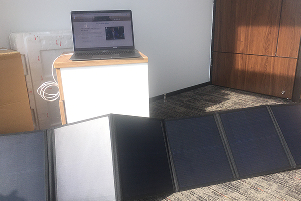 Practical Test Of 100w Intelligent Portable Solar Charging Panel